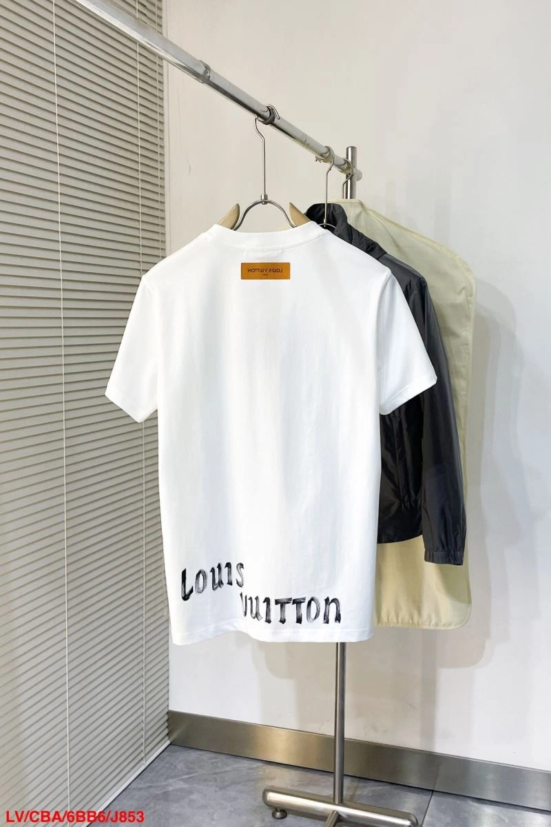 Chic Louis Vuitton T-Shirts 138933