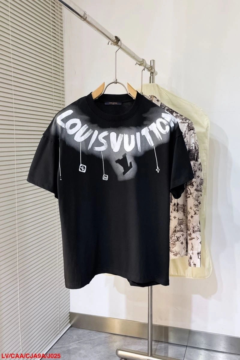 Louis Vuitton T-Shirts Cozy 138934