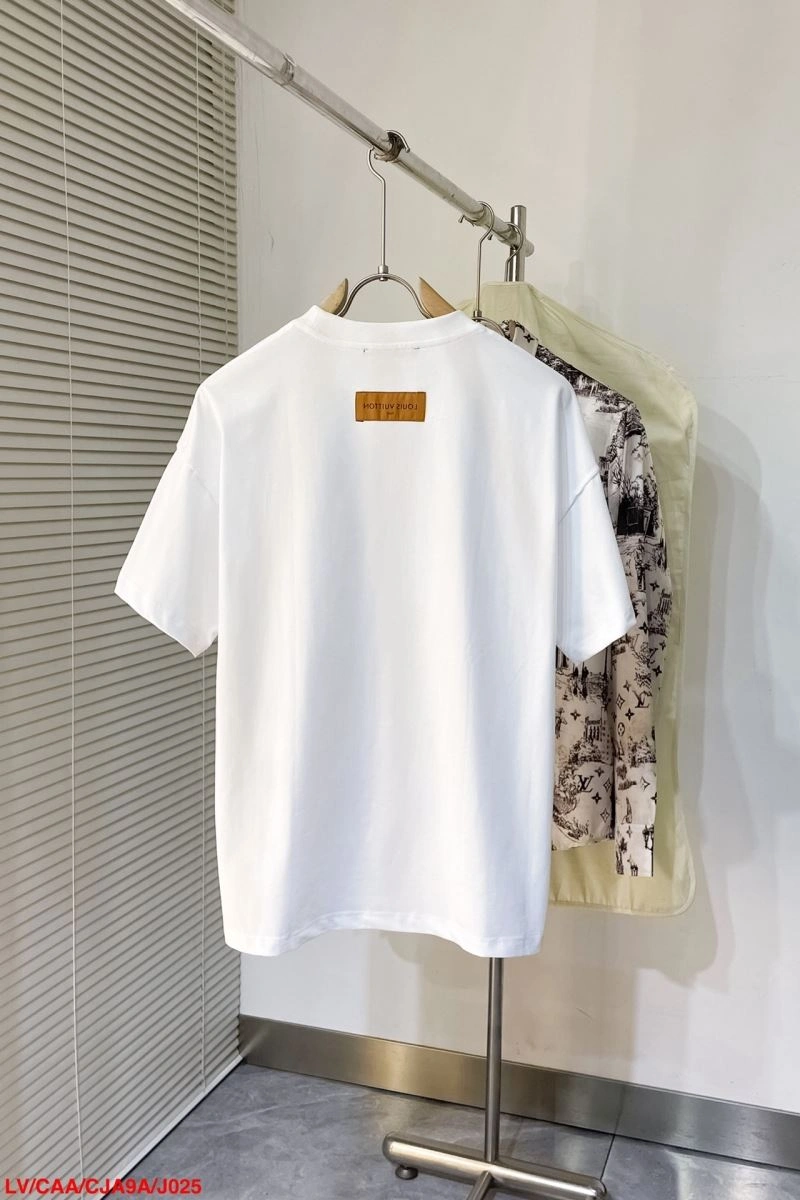 Louis Vuitton T-Shirts Cozy 138934