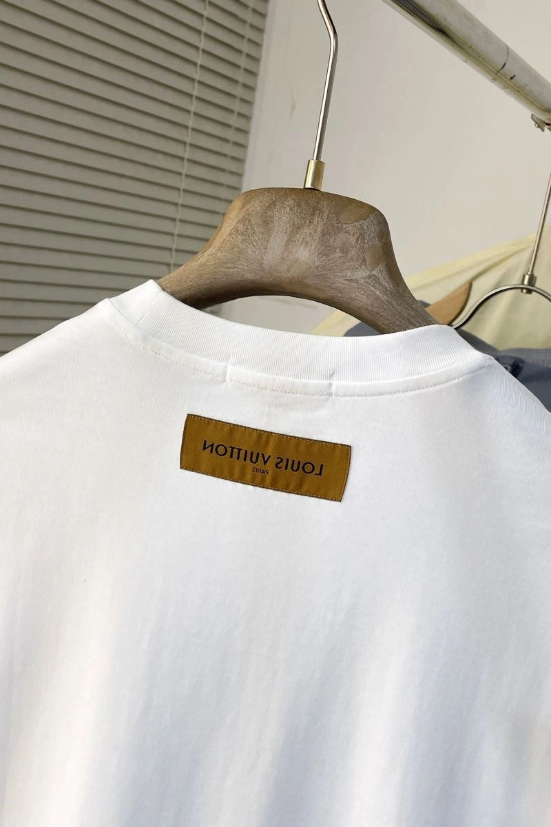 AllSeason Louis Vuitton T-Shirts 138919