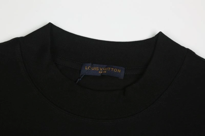 Louis Vuitton T-Shirts Durable 138902