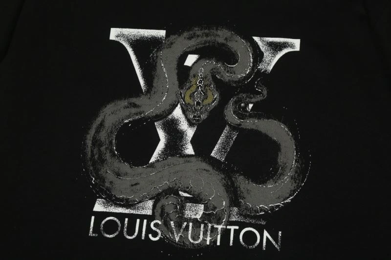 Louis Vuitton T-Shirts Sustainable 138892