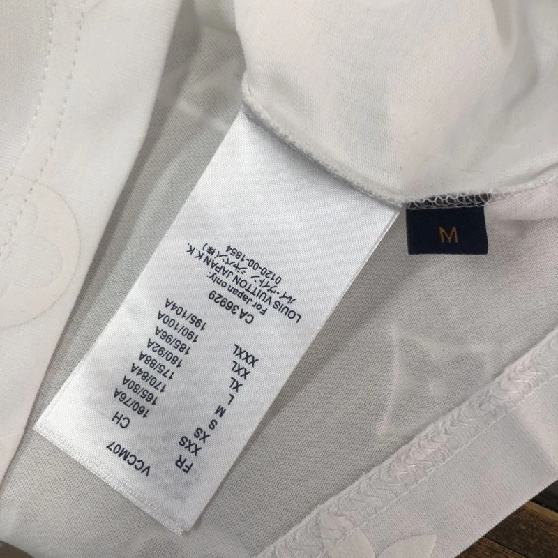 Louis Vuitton T-Shirts Snug 138891