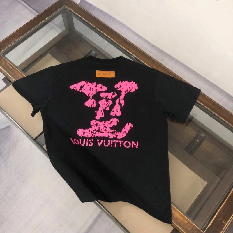 Louis Vuitton T-Shirts OnTrend 138893