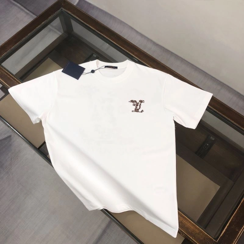 Flexible Louis Vuitton T-Shirts 138886