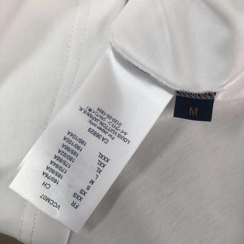 Flexible Louis Vuitton T-Shirts 138886