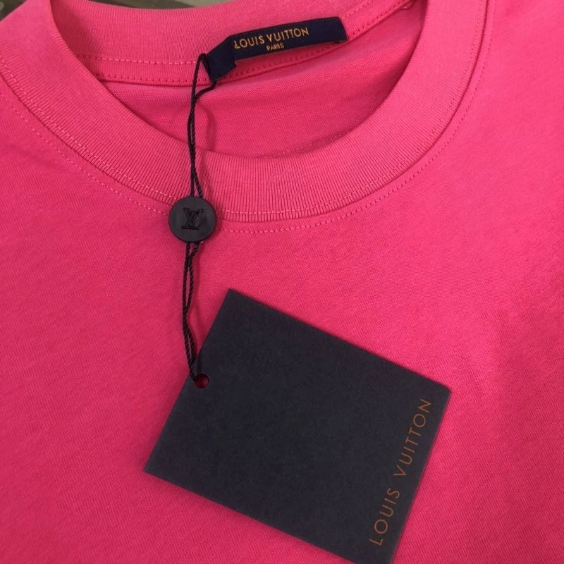 Louis Vuitton T-Shirts Chic 138883