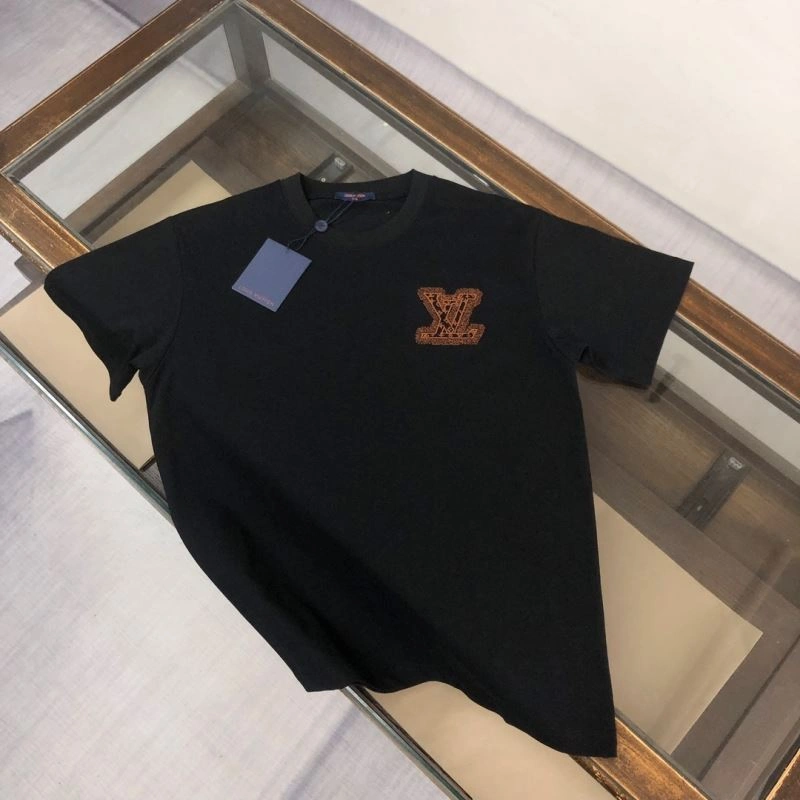 Louis Vuitton T-Shirts Chic 138885