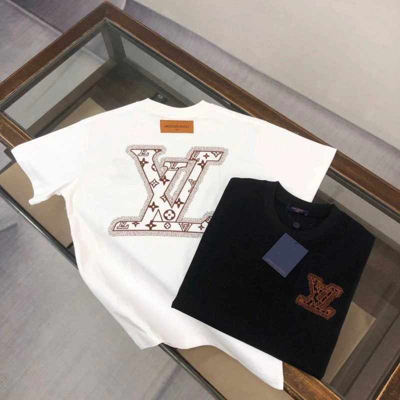 Louis Vuitton T-Shirts Chic 138885