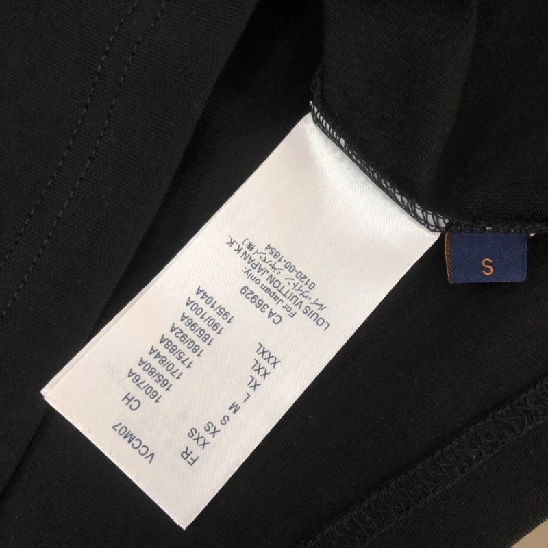 Louis Vuitton T-Shirts Chic 138885