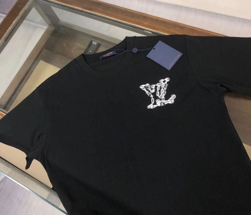 Affordable Louis Vuitton T-Shirts 138874