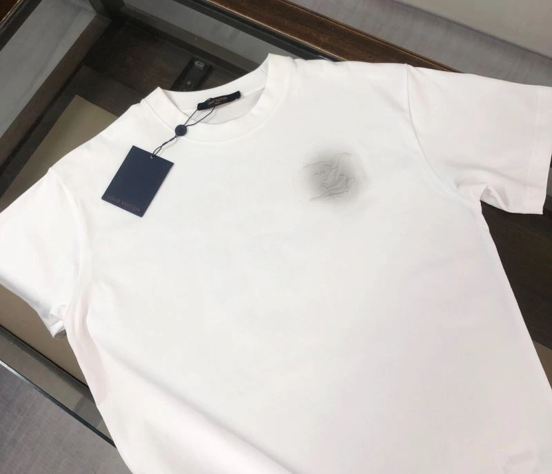 Durable Louis Vuitton T-Shirts 138868