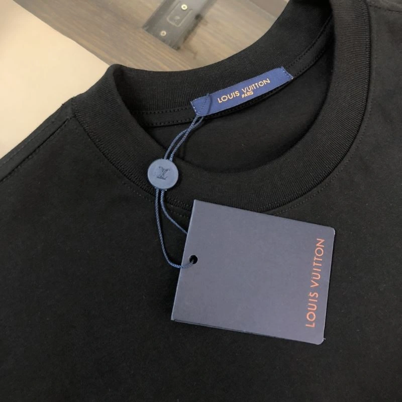 Louis Vuitton T-Shirts OnTrend 138873