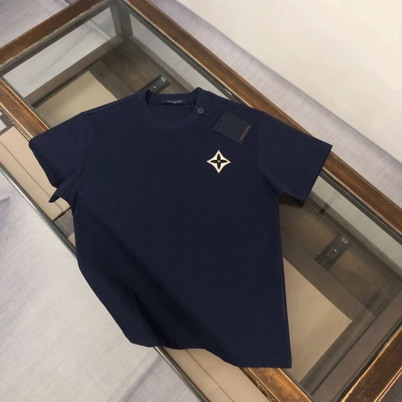 Louis Vuitton T-Shirts Minimalist 138867