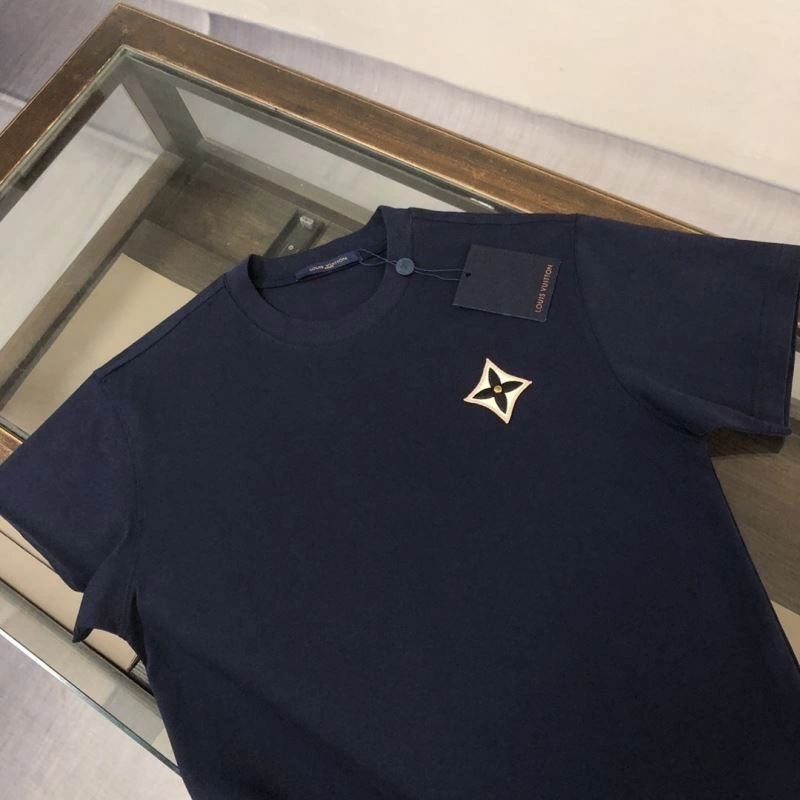 Louis Vuitton T-Shirts Minimalist 138867