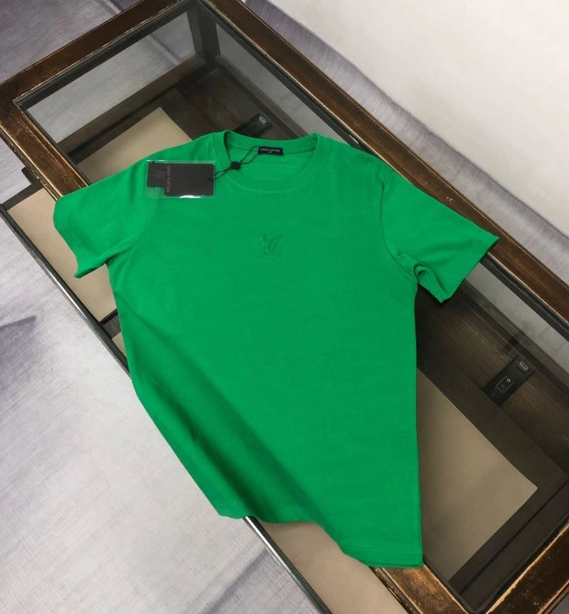 Louis Vuitton T-Shirts UrbanChic 138859