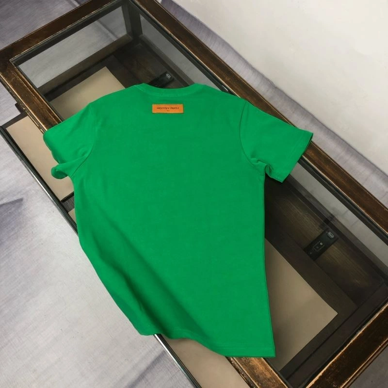 Louis Vuitton T-Shirts UrbanChic 138859