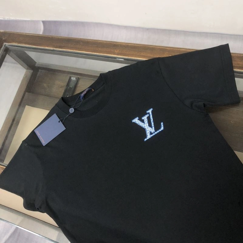 Louis Vuitton T-Shirts Chic 138851