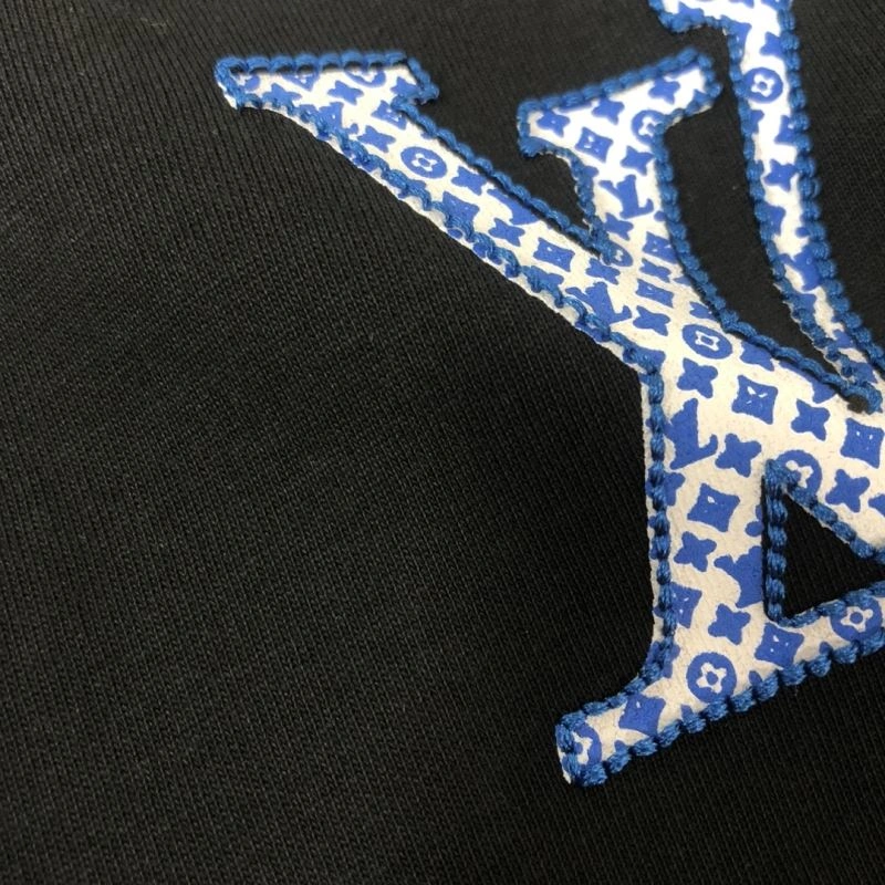 Louis Vuitton T-Shirts Chic 138851