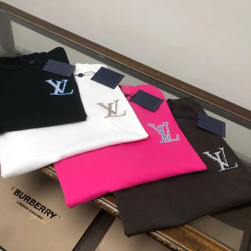Affordable Louis Vuitton T-Shirts 138850