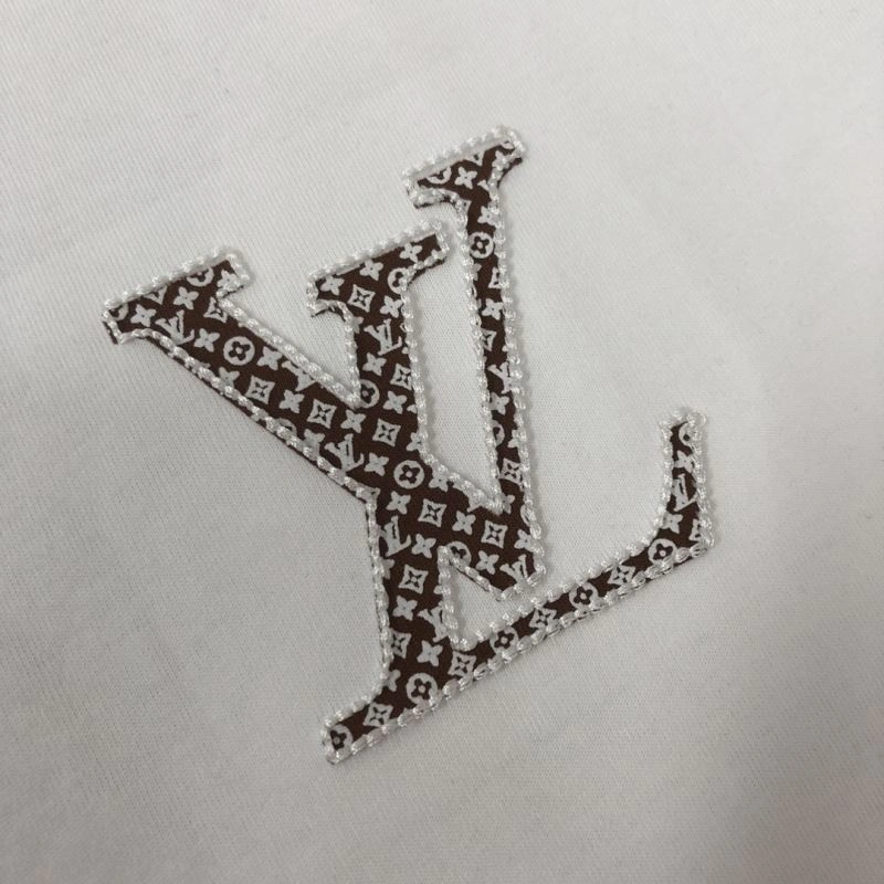 Affordable Louis Vuitton T-Shirts 138850