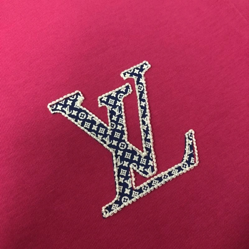 Louis Vuitton T-Shirts Resilient 138847