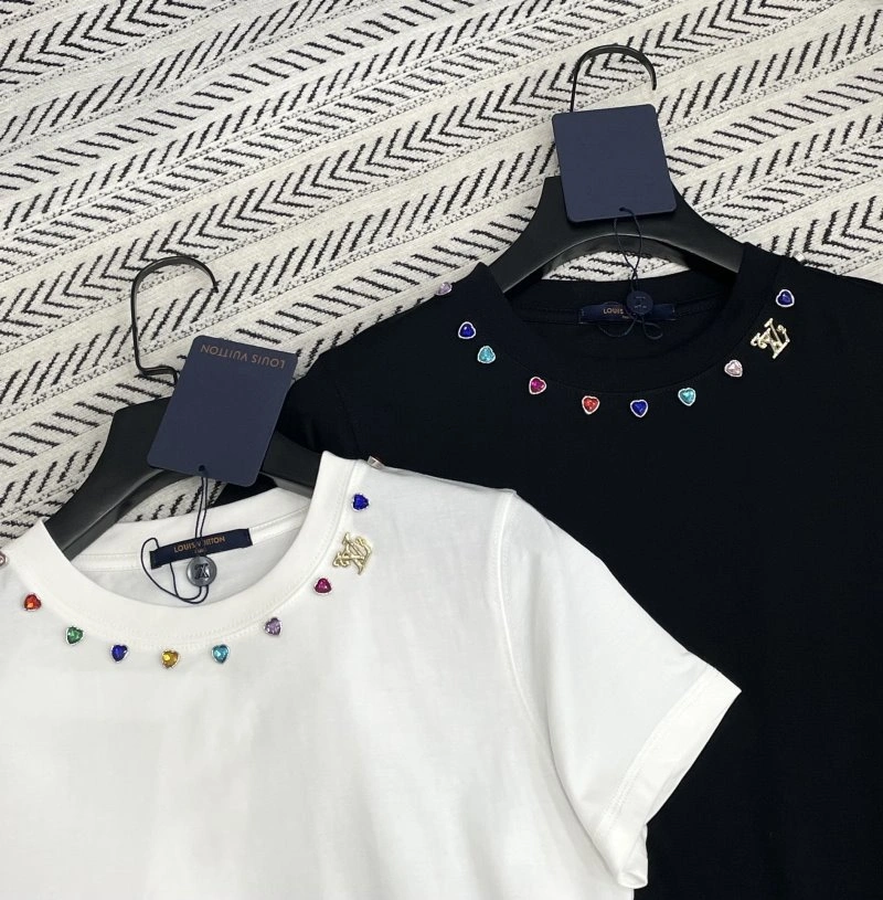 Louis Vuitton T-Shirts Contemporary 131179