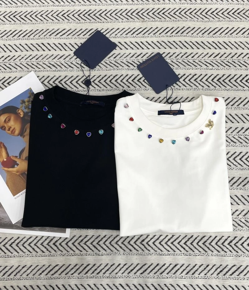 Louis Vuitton T-Shirts Contemporary 131179