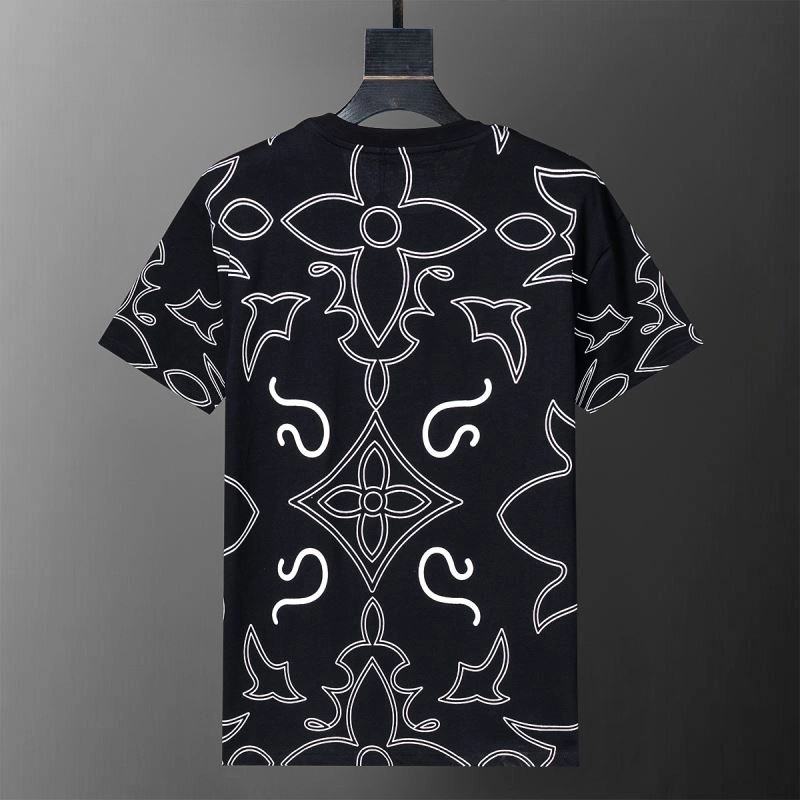 Stylish Louis Vuitton T-Shirts 139260