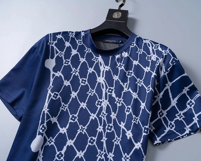 Louis Vuitton T-Shirts DailyWear 139244