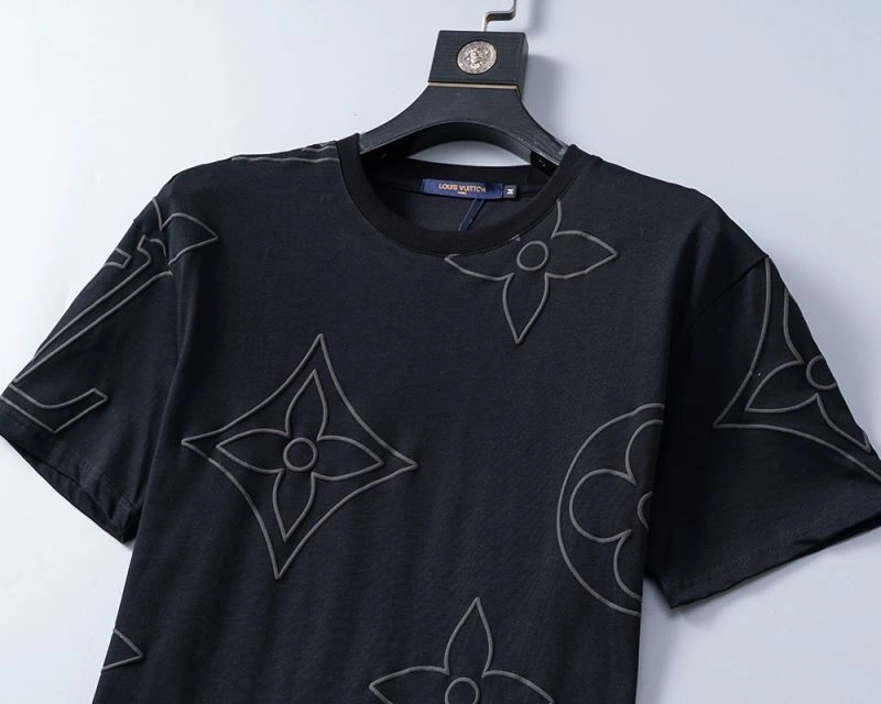 TravelReady Louis Vuitton T-Shirts 139251