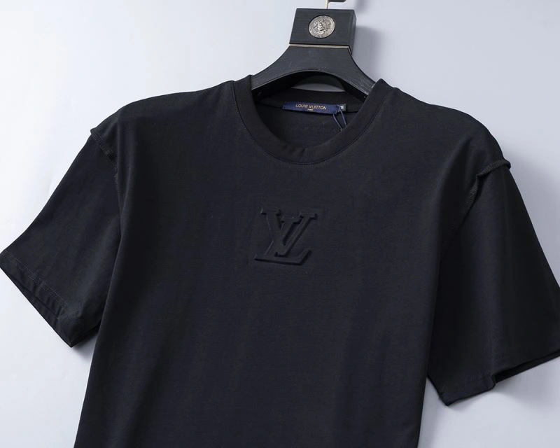 Louis Vuitton T-Shirts WellDesigned 139262