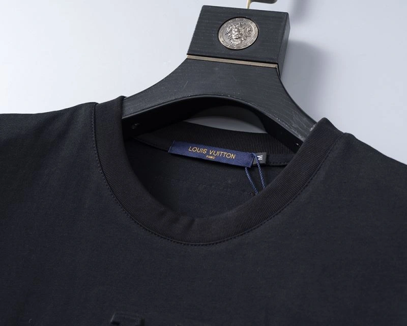 Louis Vuitton T-Shirts WellDesigned 139262