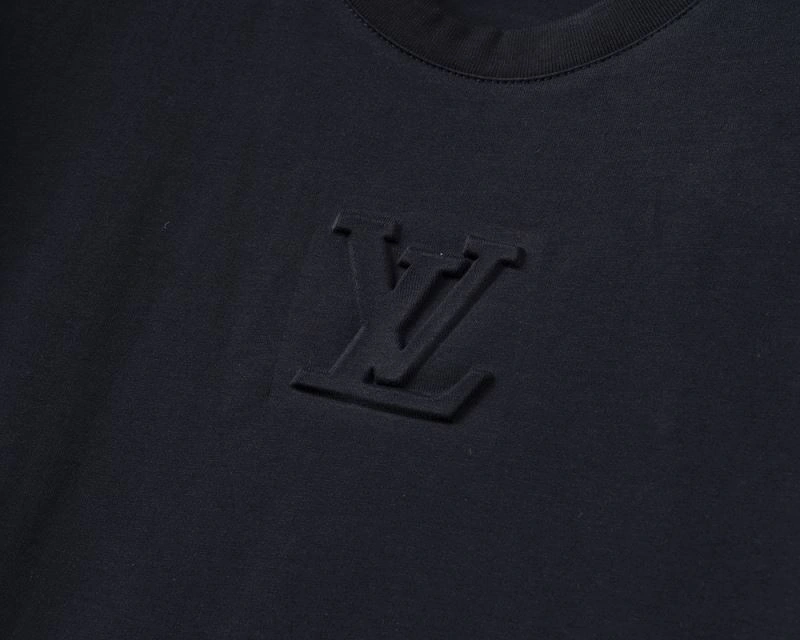 Louis Vuitton T-Shirts WellDesigned 139262