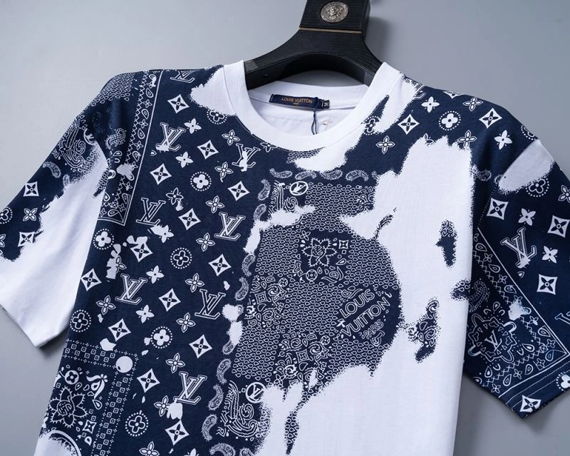 Louis Vuitton T-Shirts Snug 139253