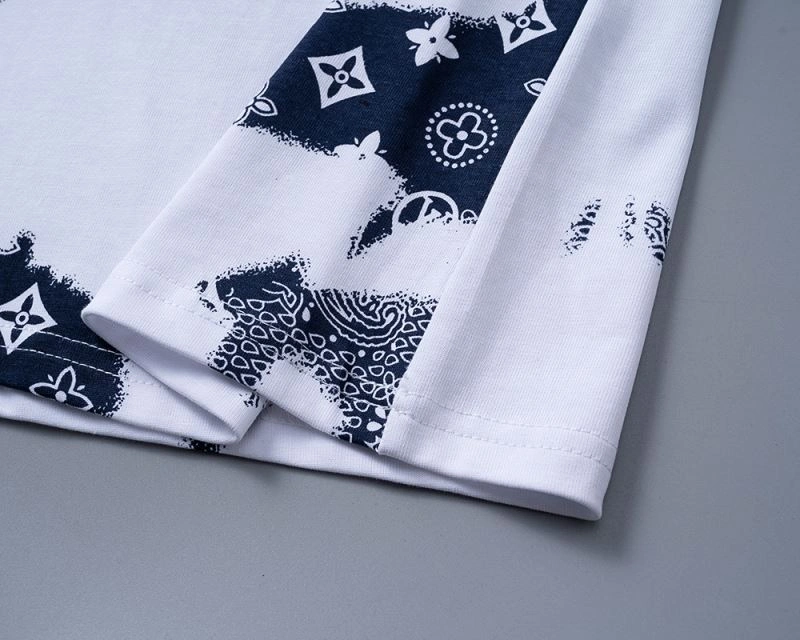 Louis Vuitton T-Shirts Snug 139253