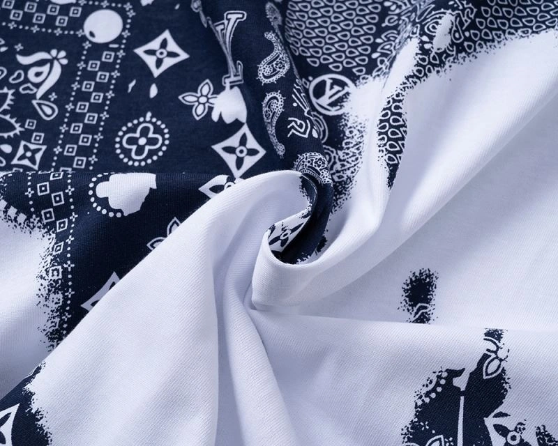 Louis Vuitton T-Shirts Snug 139253