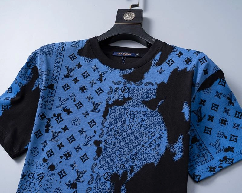 Louis Vuitton T-Shirts Snug 139253