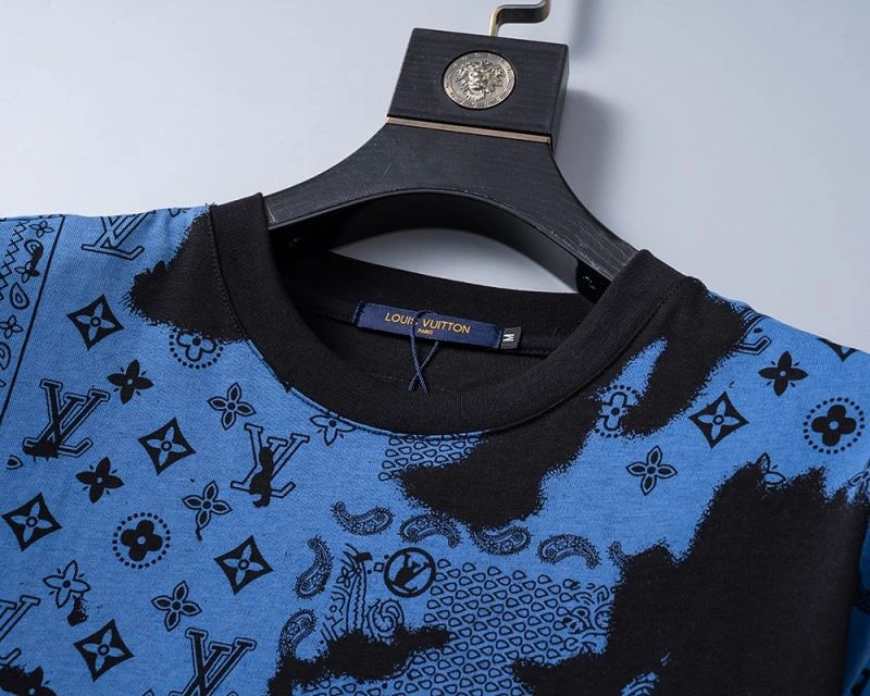 Louis Vuitton T-Shirts Snug 139253