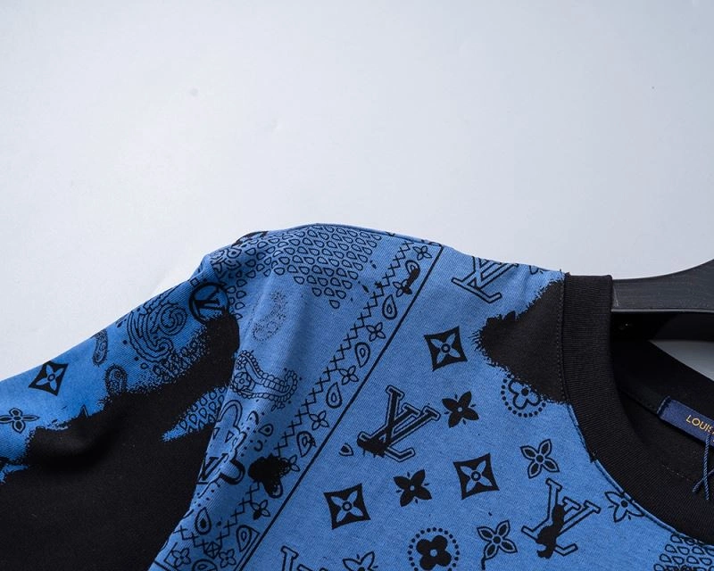 Louis Vuitton T-Shirts Snug 139253