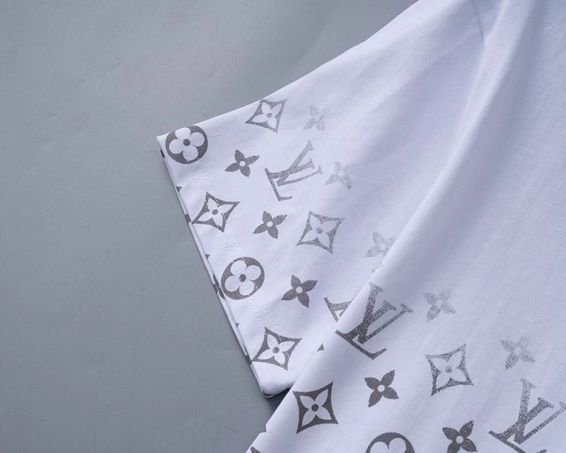 Louis Vuitton T-Shirts Fashionable 139261