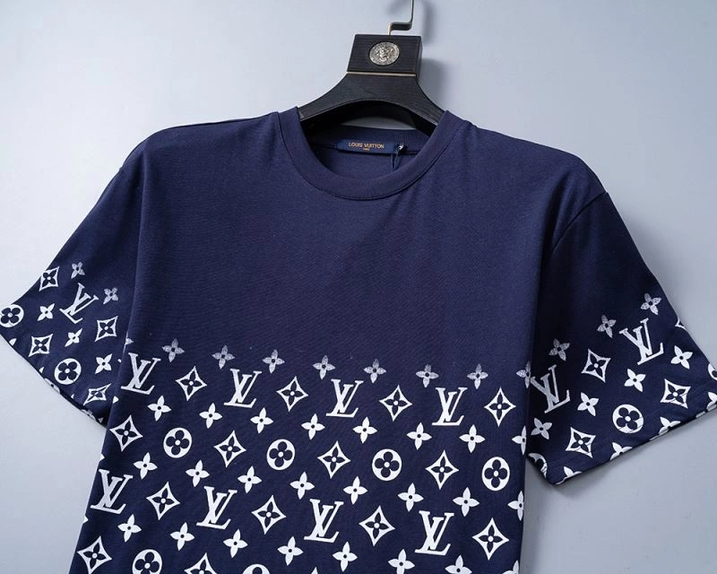 Louis Vuitton T-Shirts Fashionable 139261