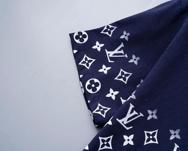 Louis Vuitton T-Shirts Fashionable 139261