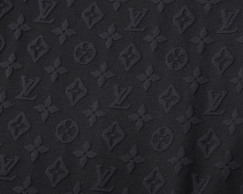 Louis Vuitton T-Shirts Minimalist 139241