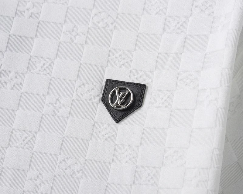 Louis Vuitton T-Shirts WeatherProof 139250