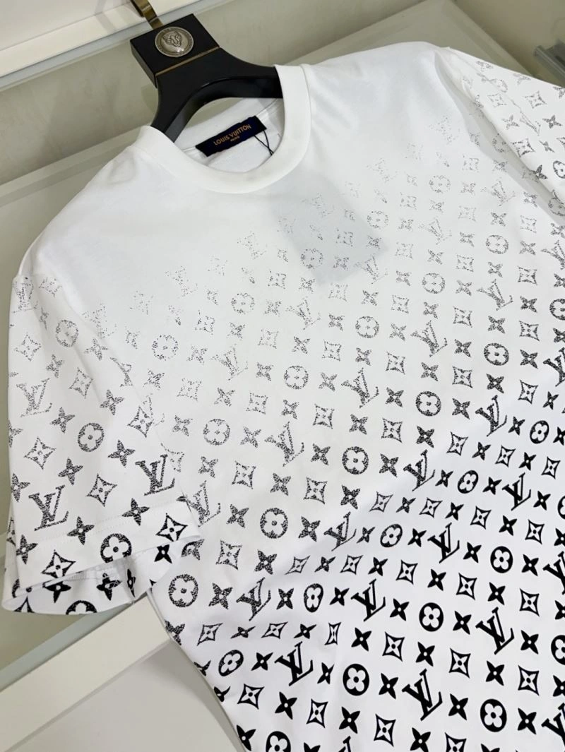 Reliable Louis Vuitton T-Shirts 137326