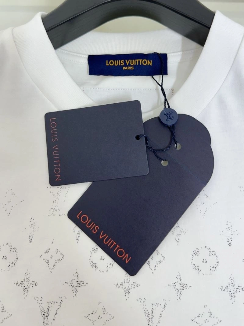 Reliable Louis Vuitton T-Shirts 137326