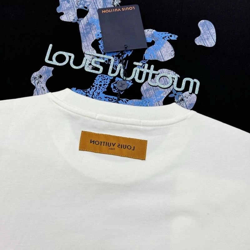 Louis Vuitton T-Shirts Premium 137315
