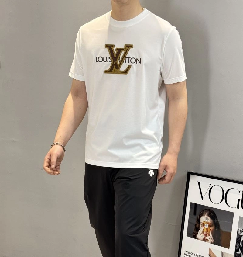 Louis Vuitton T-Shirts Popular 137312