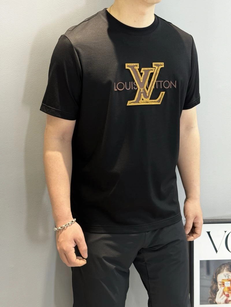 GoodFit Louis Vuitton T-Shirts 137340